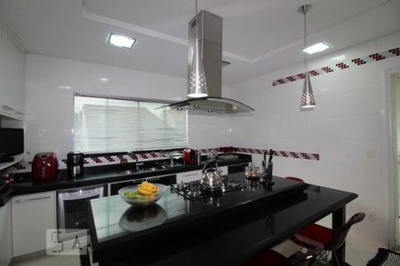 Casa à venda com 475m², 3 quartos e 5 vagasCozinha