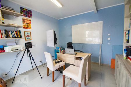 Casa à venda com 250m², 4 quartos e 2 vagasQuarto 1