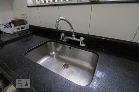Casa à venda com 250m², 4 quartos e 2 vagasCozinha