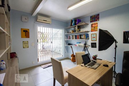 Casa à venda com 250m², 4 quartos e 2 vagasbanheiro