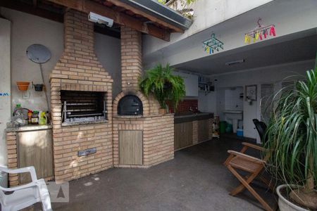 Casa à venda com 250m², 4 quartos e 2 vagasArea gourmet