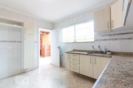 Casa para alugar com 145m², 5 quartos e 3 vagasCozinha