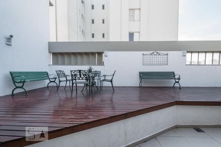 Apartamento à venda com 77m², 2 quartos e 1 vagaÁrea Comum -