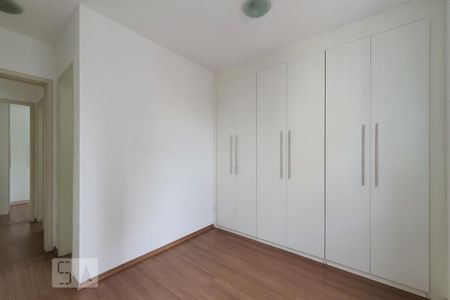 Apartamento à venda com 65m², 2 quartos e 2 vagas Apartamento à venda com 65m², 2 quartos e 2 vagasSuíte