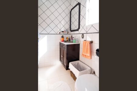 Casa à venda com 150m², 3 quartos e 2 vagasBanheiro Quarto 3 - Suíte