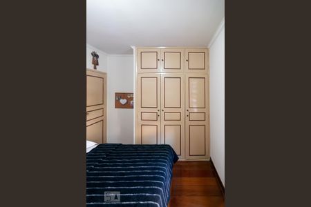 Casa à venda com 150m², 3 quartos e 2 vagasQuarto 2