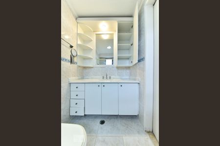 Apartamento para alugar com 106m², 3 quartos e 2 vagas Apartamento para alugar com 106m², 3 quartos e 2 vagasBanheiro da Suíte