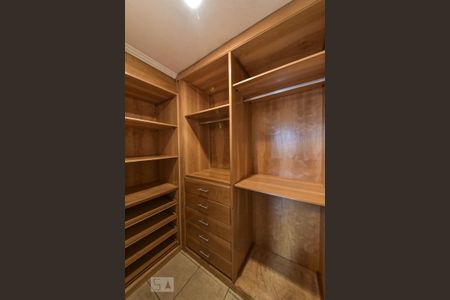 Apartamento para alugar com 106m², 3 quartos e 2 vagas Apartamento para alugar com 106m², 3 quartos e 2 vagasCloset Suíte