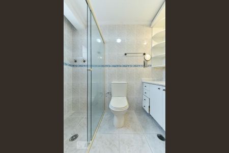 Apartamento para alugar com 106m², 3 quartos e 2 vagas Apartamento para alugar com 106m², 3 quartos e 2 vagasBanheiro da Suíte