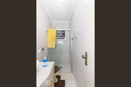 Casa de condomínio à venda com 138m², 3 quartos e 2 vagasBanheiro