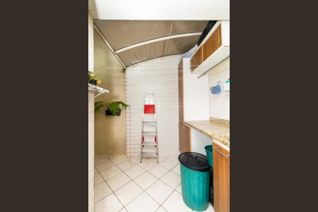 Casa de condomínio à venda com 138m², 3 quartos e 2 vagasÁrea de Serviço