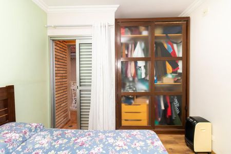 Casa de condomínio à venda com 138m², 3 quartos e 2 vagasSuíte