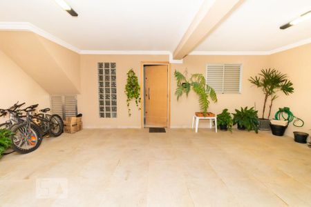 Casa de condomínio à venda com 138m², 3 quartos e 2 vagasGaragem