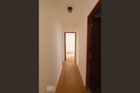 Apartamento à venda com 68m², 3 quartos e sem vagaCorredor