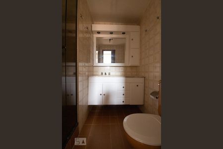 Apartamento à venda com 68m², 3 quartos e sem vagaBanheiro da Suíte