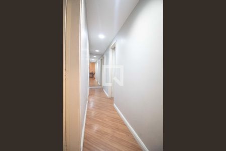 Quarto - corredor de acesso de apartamento para alugar com 2 quartos, 75m² em Lagoa, Rio de Janeiro