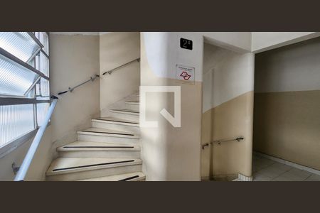 Studio para alugar com 35m², 1 quarto e 1 vagaEscada