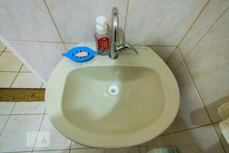 Casa à venda com 180m², 4 quartos e 2 vagasBanheiro Social 2