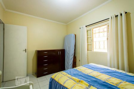 Casa à venda com 180m², 4 quartos e 2 vagasQuarto 3