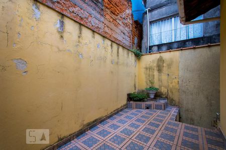 Casa à venda com 180m², 4 quartos e 2 vagasQuintal 2