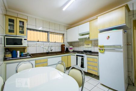 Casa à venda com 180m², 4 quartos e 2 vagasCozinha