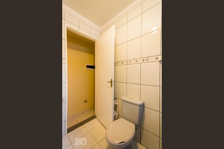 Casa à venda com 180m², 4 quartos e 2 vagasBanheiro Social 1