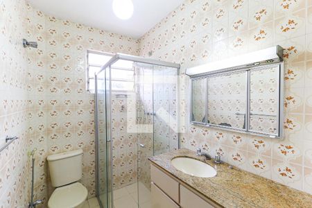 Casa para alugar com 170m², 3 quartos e 1 vagaBanheiro 