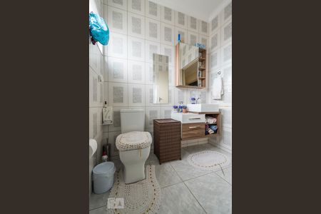 Apartamento à venda com 110m², 3 quartos e sem vagaBanheiro