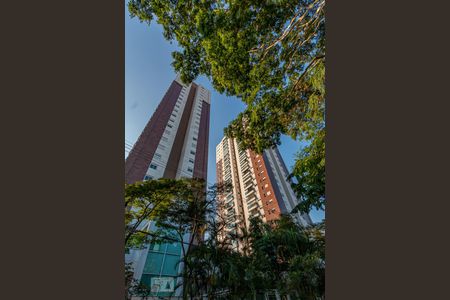 Apartamento para alugar com 82m², 2 quartos e 2 vagas Apartamento para alugar com 82m², 2 quartos e 2 vagasFachada