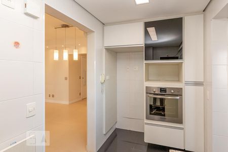 Apartamento para alugar com 82m², 2 quartos e 2 vagas Apartamento para alugar com 82m², 2 quartos e 2 vagasCozinha