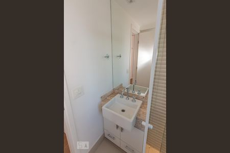 Apartamento para alugar com 82m², 2 quartos e 2 vagas Apartamento para alugar com 82m², 2 quartos e 2 vagasBanheiro da Suite 2