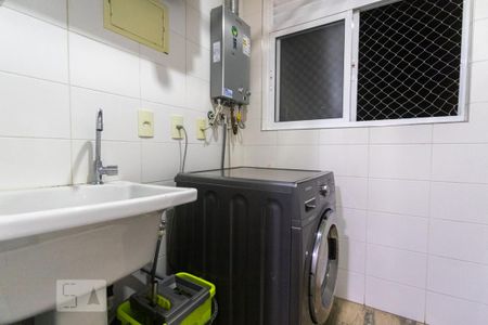 Apartamento à venda com 65m², 2 quartos e 1 vagaÁrea de Serviço