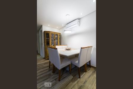 Sala de apartamento à venda com 2 quartos, 65m² em Vila Anglo Brasileira, São Paulo