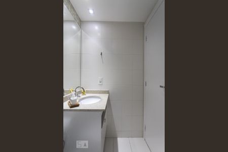 Apartamento à venda com 65m², 2 quartos e 1 vagaBanheiro Social