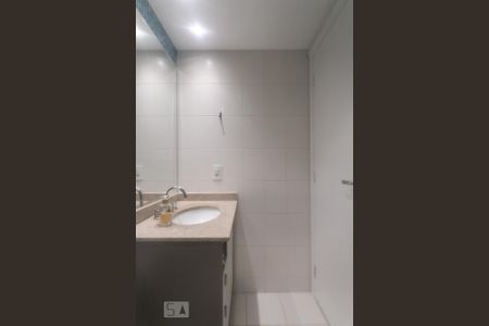 Apartamento à venda com 65m², 2 quartos e 1 vagaBanheiro da Suíte