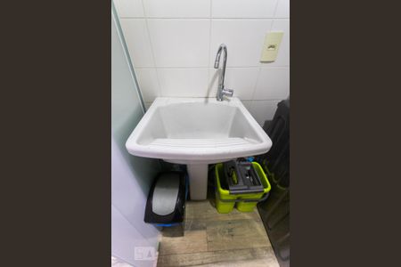 Apartamento à venda com 65m², 2 quartos e 1 vagaÁrea de Serviço