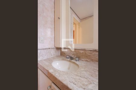 Casa de condomínio à venda com 260m², 4 quartos e 2 vagasBanheiro social 