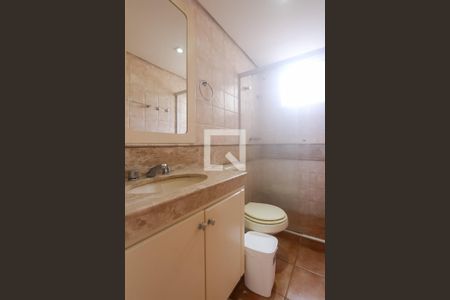 Casa de condomínio à venda com 260m², 4 quartos e 2 vagasBanheiro social