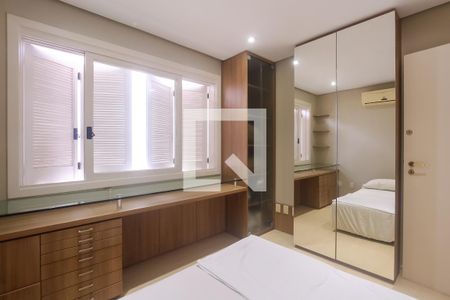 Casa de condomínio à venda com 260m², 4 quartos e 2 vagasQuarto 4 | Escritório