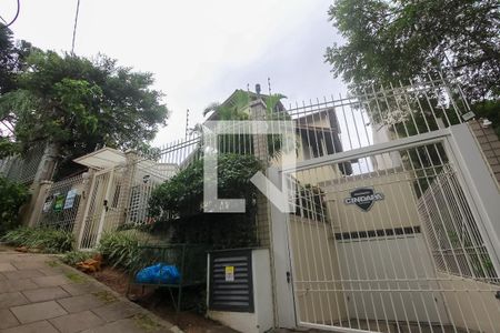 Casa de condomínio à venda com 260m², 4 quartos e 2 vagasFachada do condomínio 