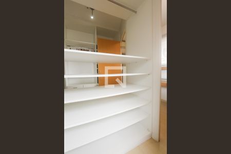 Casa de condomínio à venda com 260m², 4 quartos e 2 vagasCloset suite 