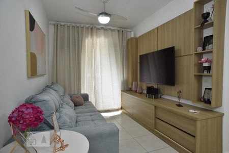 Sala de apartamento à venda com 3 quartos, 69m² em Pechincha, Rio de Janeiro