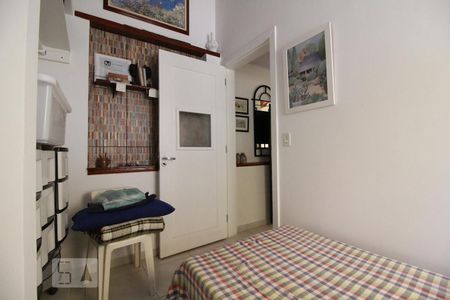 Casa à venda com 160m², 3 quartos e 1 vagaQuarto de Serviço