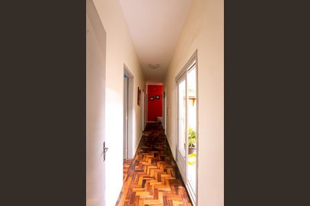 Corredor de casa para alugar com 4 quartos, 180m² em Cristal, Porto Alegre