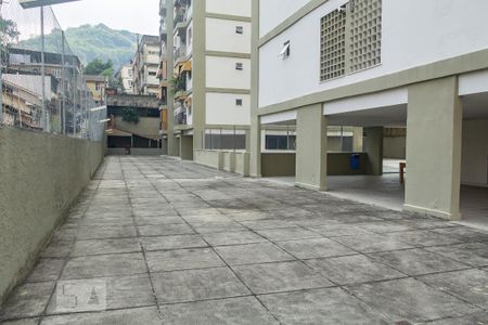 Apartamento à venda com 52m², 1 quarto e 1 vaga