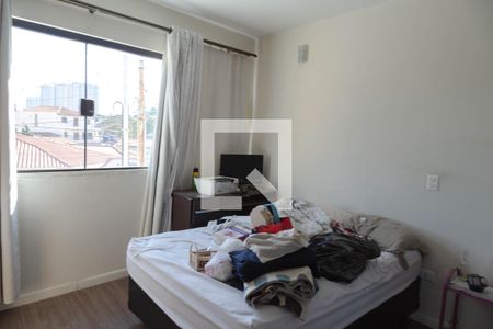 Casa para alugar com 200m², 2 quartos e 2 vagas Casa para alugar com 200m², 2 quartos e 2 vagasQuarto