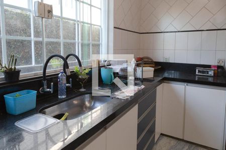 Casa para alugar com 200m², 2 quartos e 2 vagas Casa para alugar com 200m², 2 quartos e 2 vagasCozinha