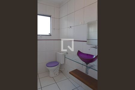 Casa para alugar com 200m², 2 quartos e 2 vagas Casa para alugar com 200m², 2 quartos e 2 vagasBanheiro