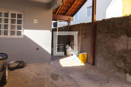 Casa para alugar com 200m², 2 quartos e 2 vagas Casa para alugar com 200m², 2 quartos e 2 vagasÁrea comum