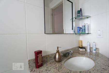 Apartamento para alugar com 80m², 2 quartos e 1 vagaBanheiro da Suíte